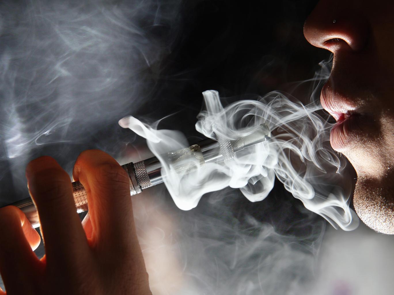 Vaping in public is not the same as smoking in public, Health officals insist Vaping in public is not the same as smoking in public, Health officals insist